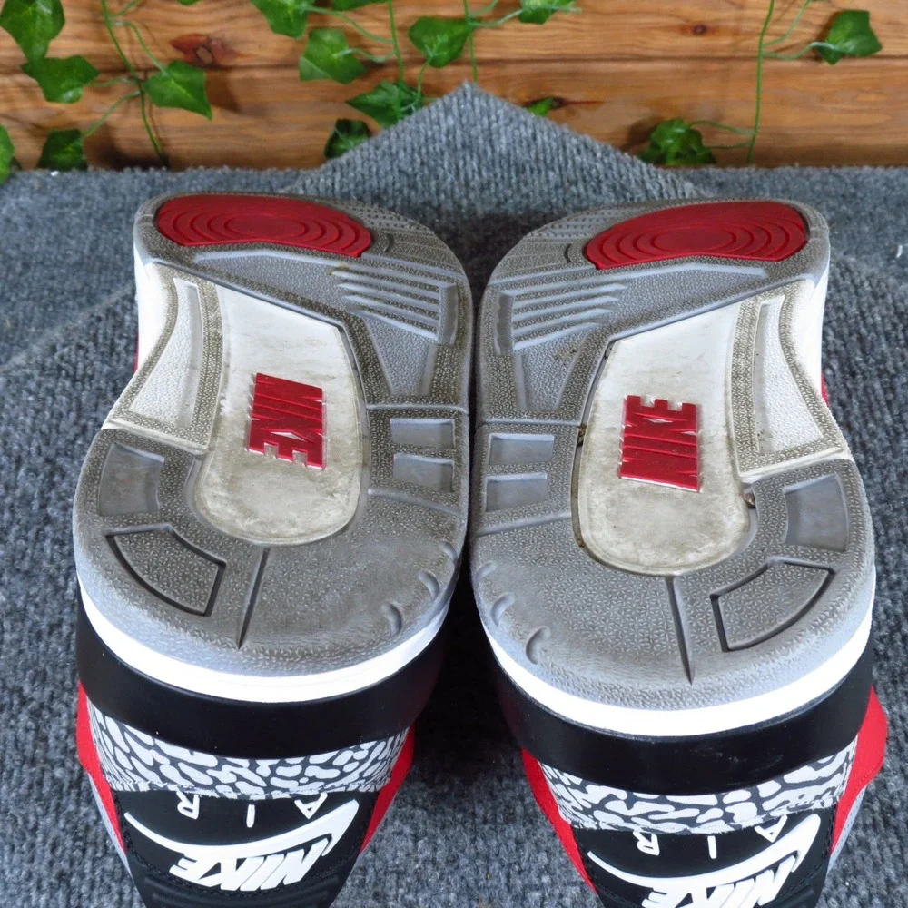 Nike‎ Air Jordan 3 Retro SE Unite CHI Exclusive Mens Basketball Shoes Sz 9.5 Red